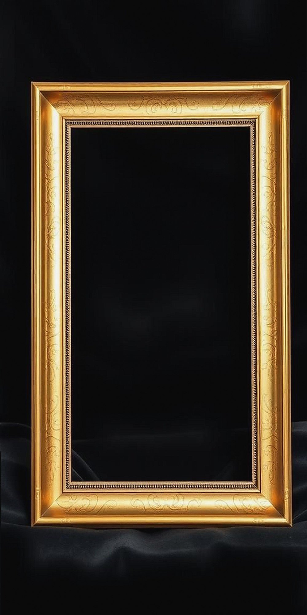 Metallic Leaf Frame For Glamorous Shine